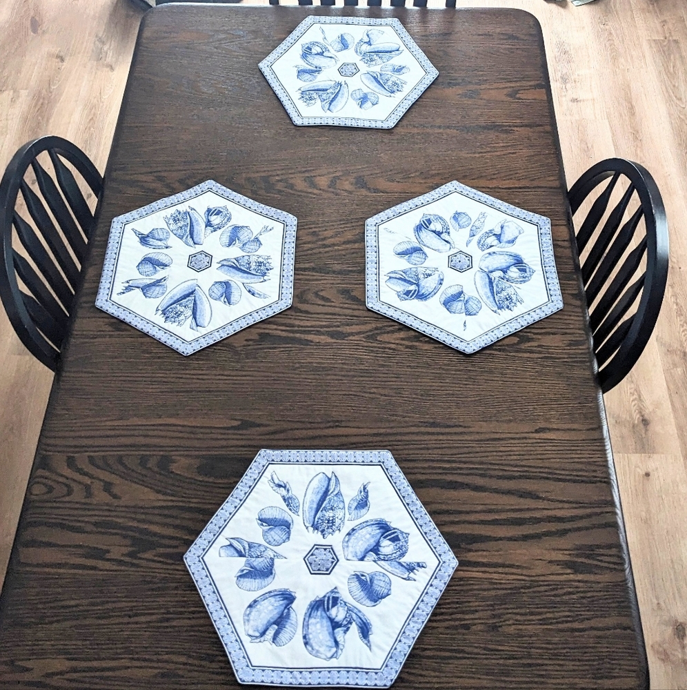Blue and White Nautical Pattern Quilted Placemats